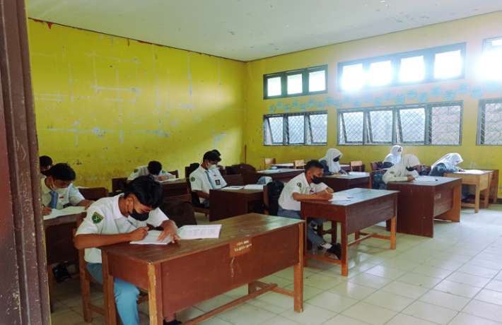 Hari Pertama Sekolah Tatap Muka Terbatas 2022